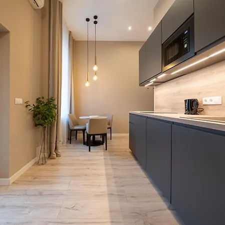Karoly Boutique Suites, Best Location By Bqa Budapest Exterior photo