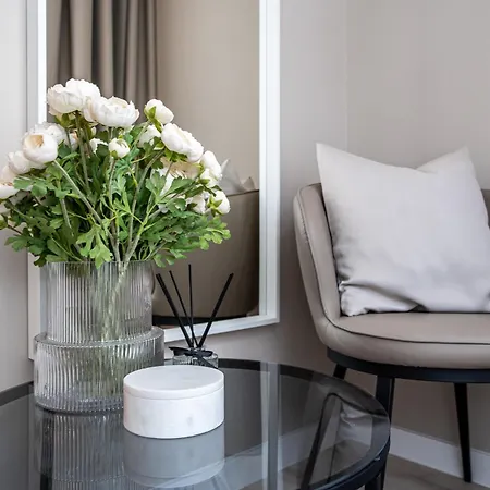 Karoly Boutique Suites, Best Location By Bqa Budapest Exterior photo